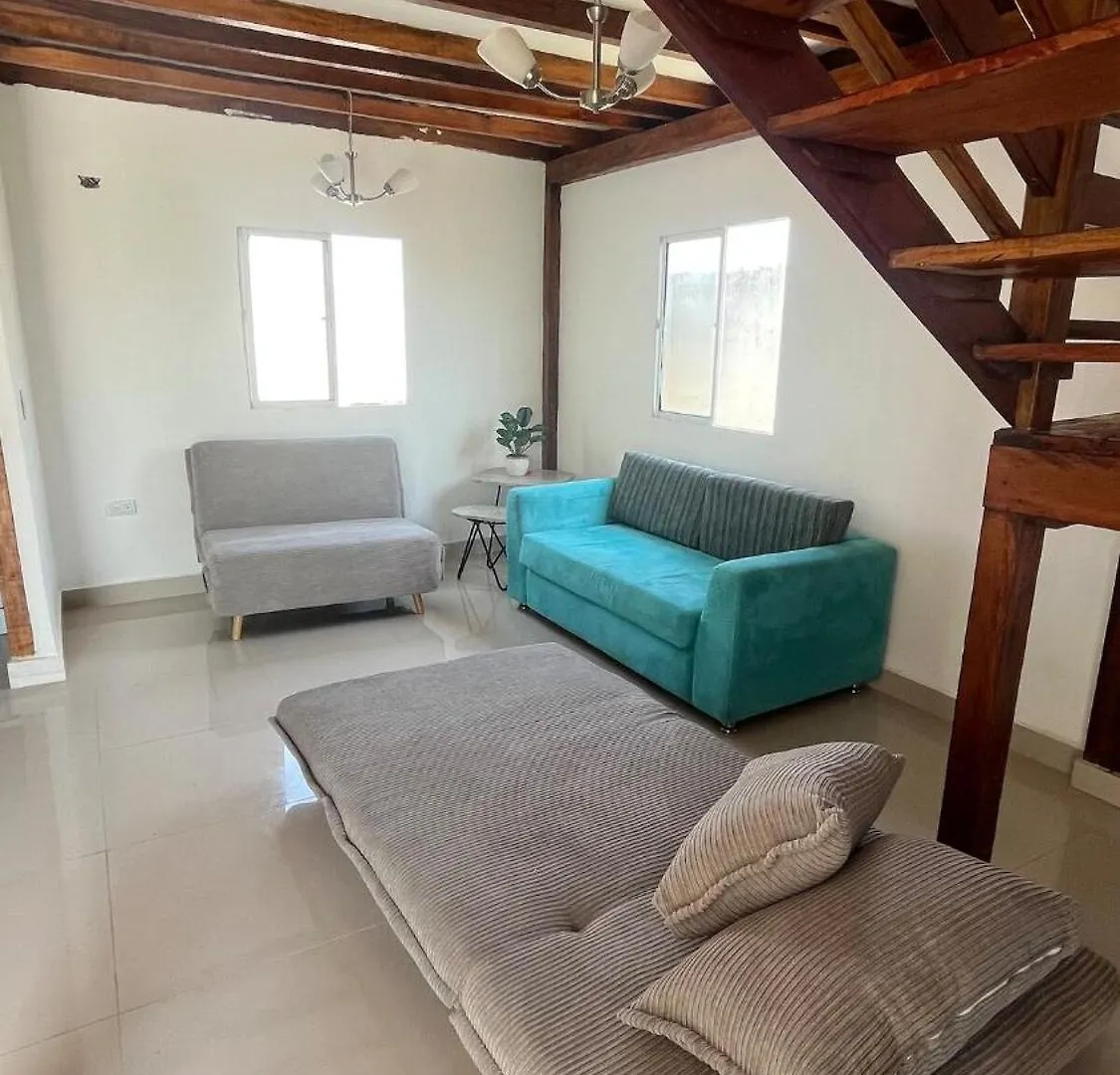 Adela Beach House Cartagena 0*,