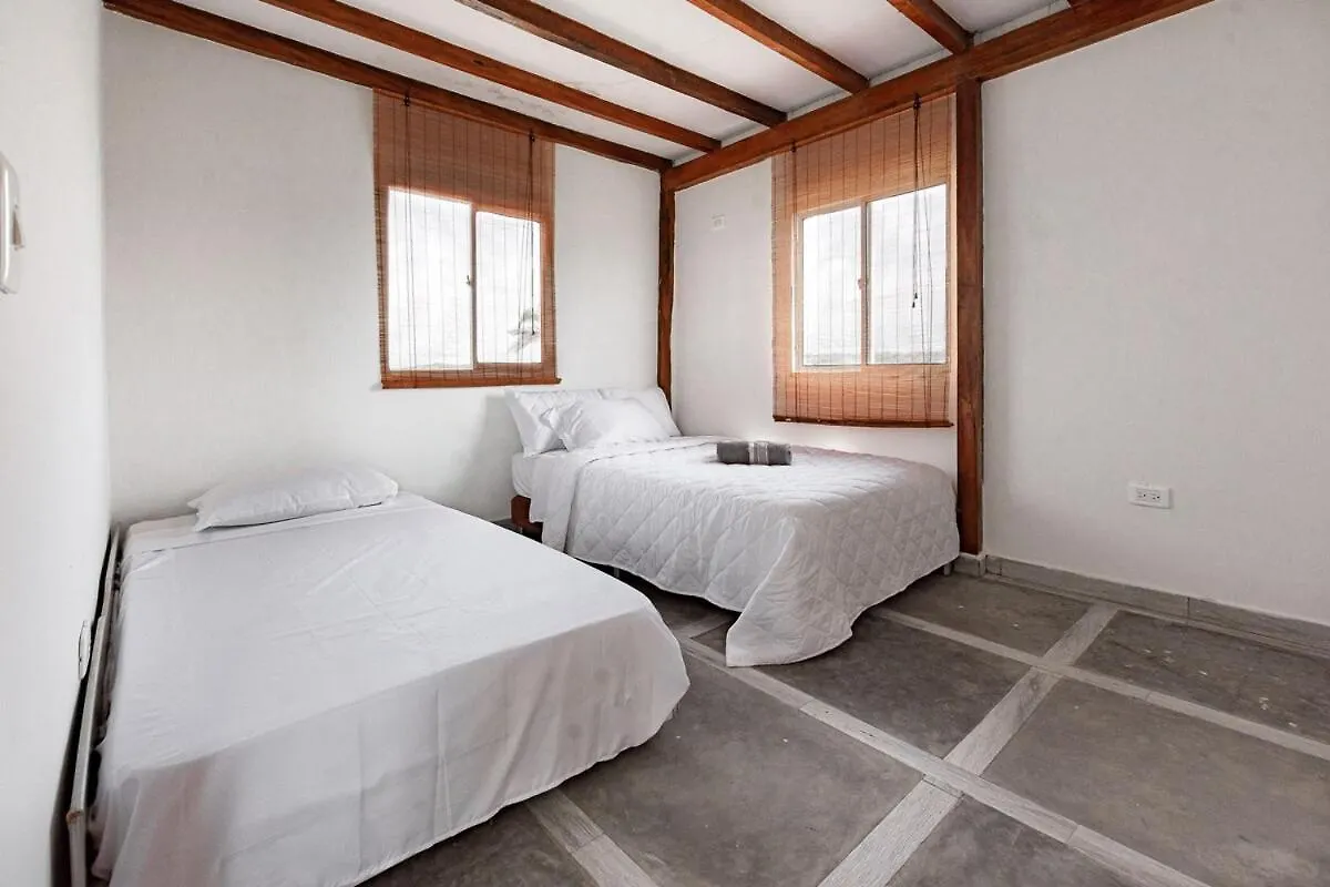 펜션 Adela Beach House Cartagena